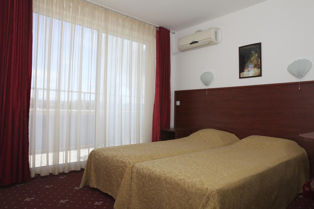 צרבו Ribarska Sreshta Family Hotel חדר תמונה
